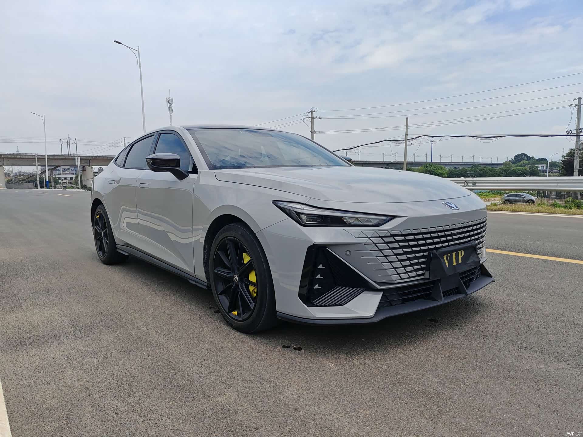 Changan UNI-V, 2022 3