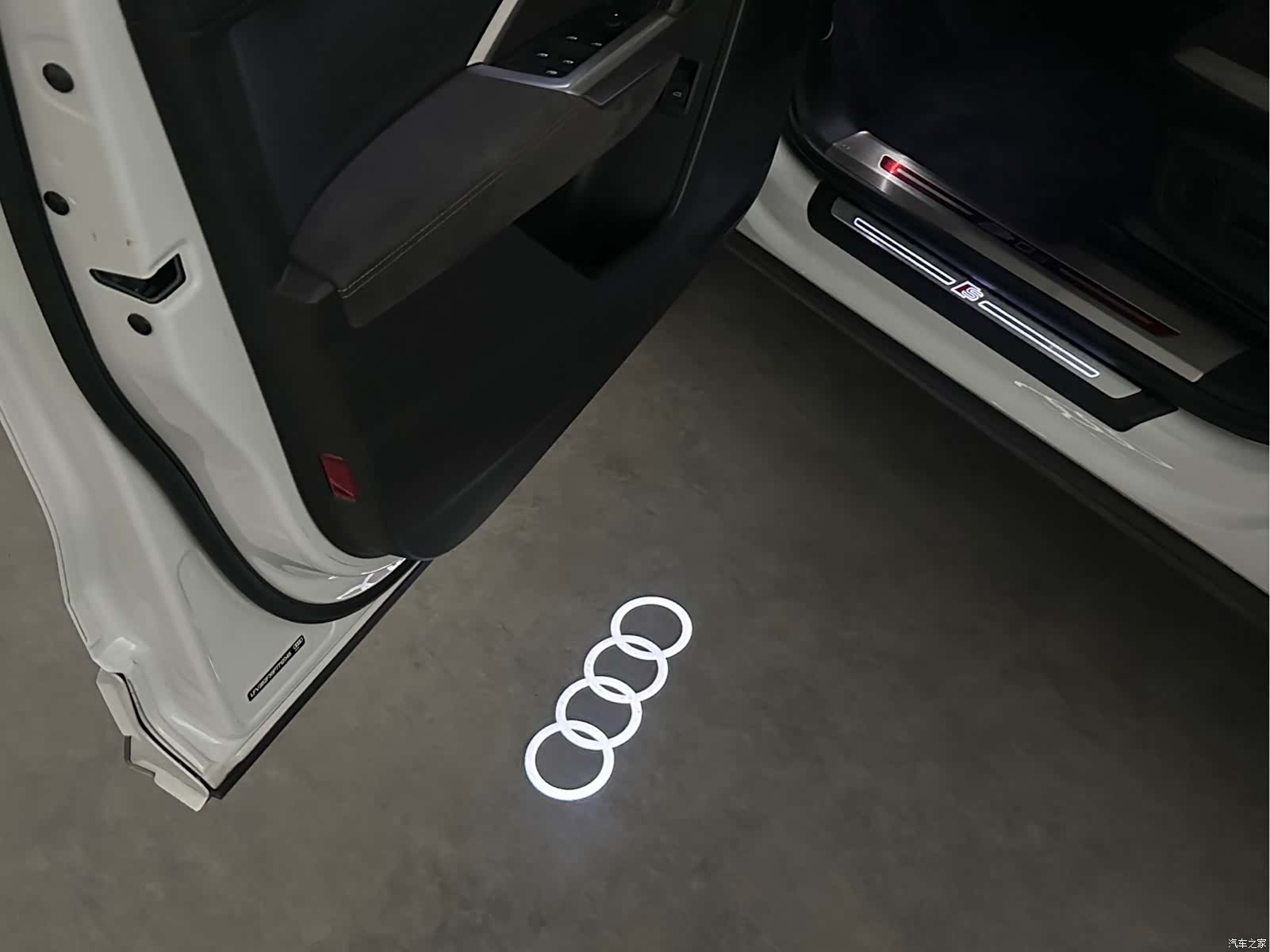 Audi Q3, 2023 14