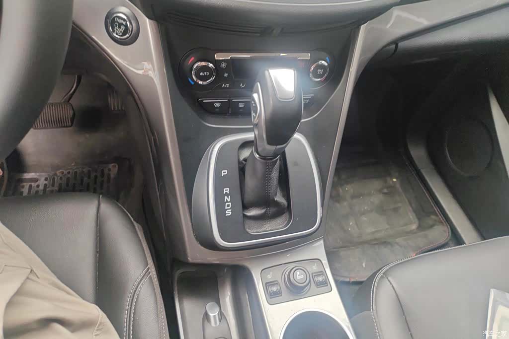 Ford Kuga, 2016 15