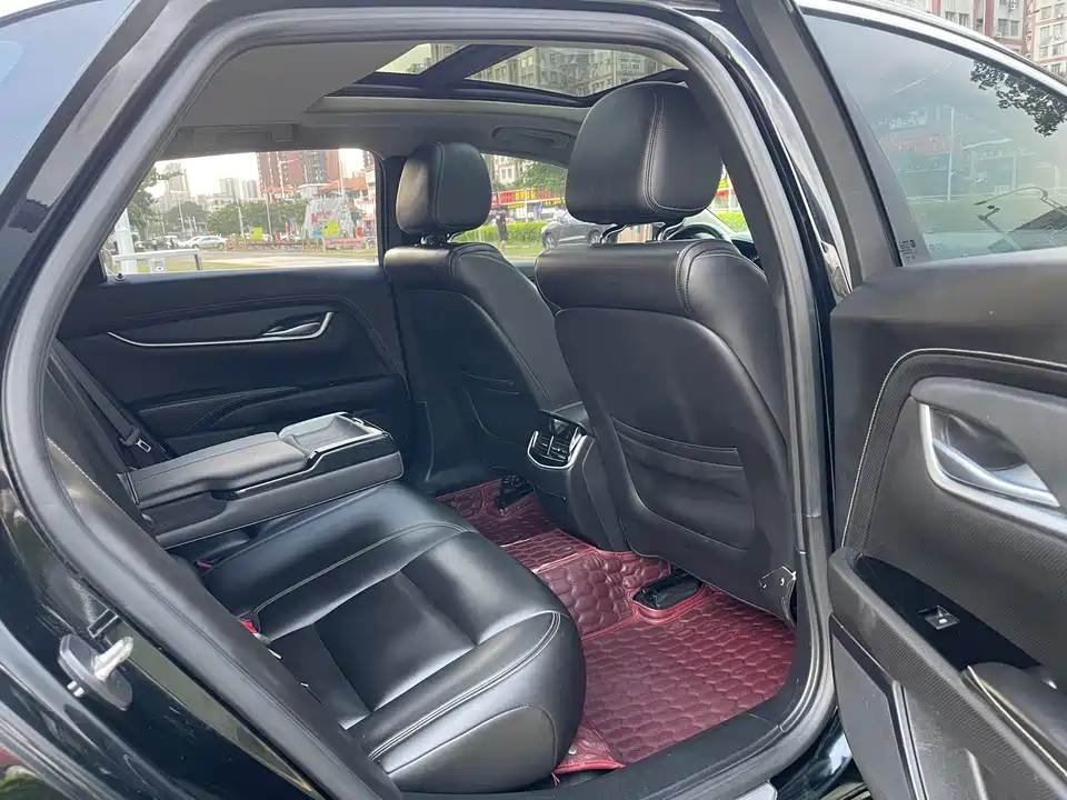 Cadillac XTS