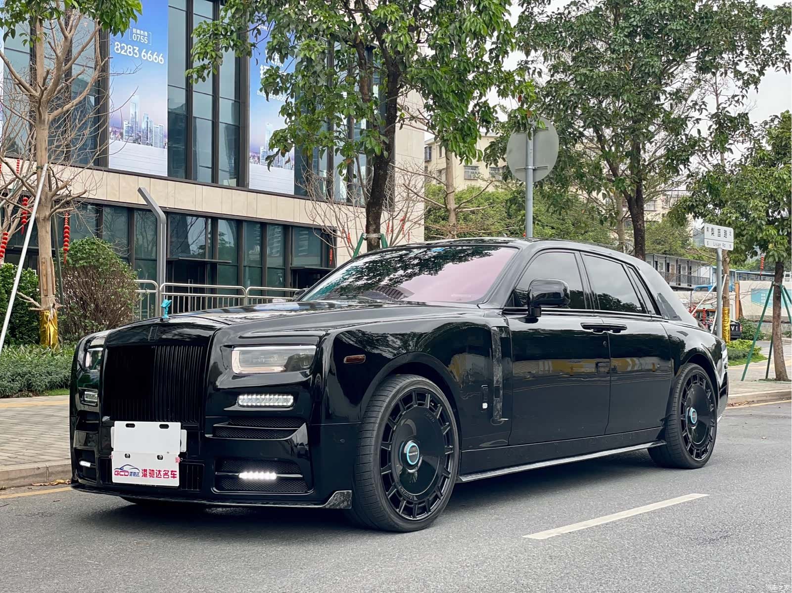 Rolls-Royce Phantom
