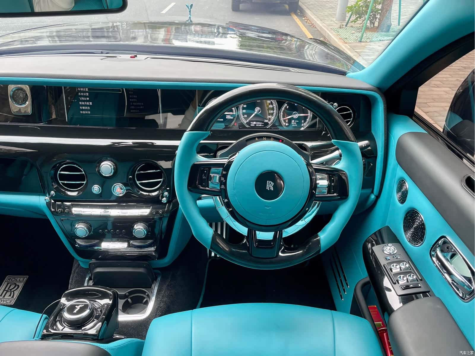 Rolls-Royce Phantom, 2011 8