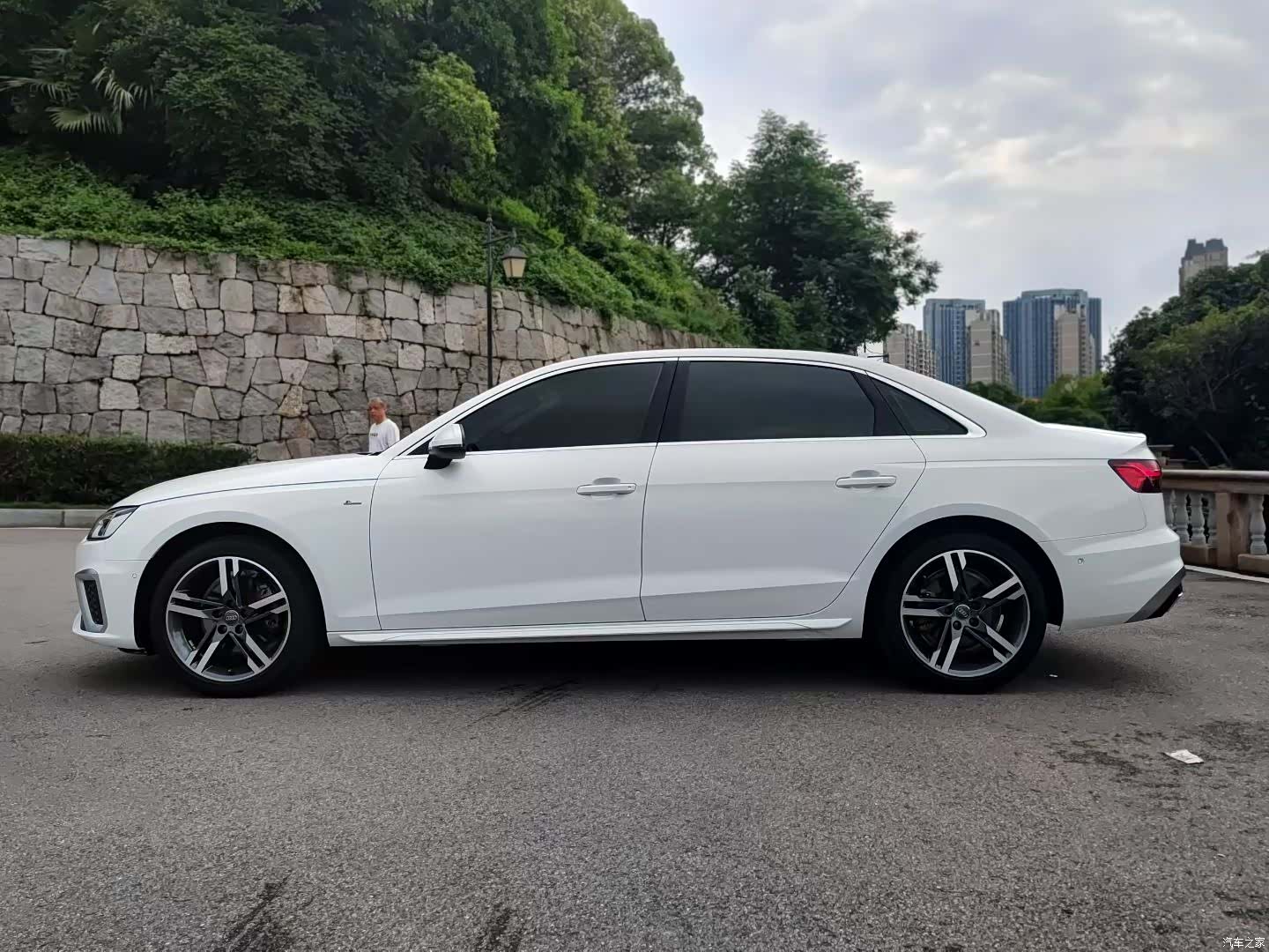 Audi A4L, 2021 15