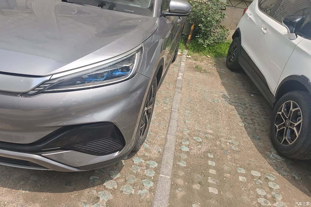 BYD Yuan, 2022 все фото
