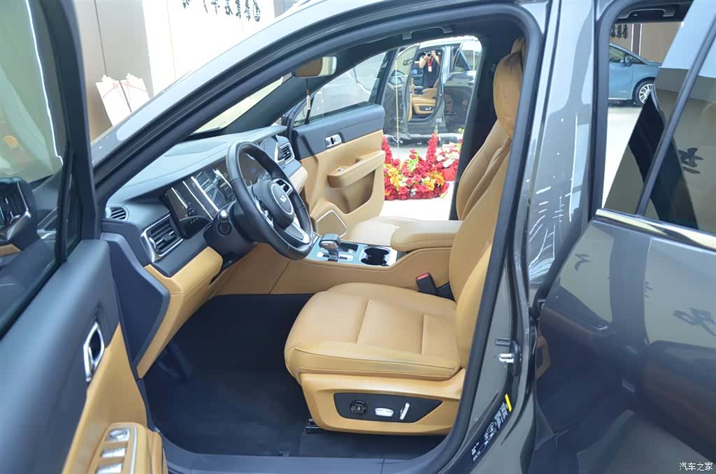 Li Auto ONE, 2022 4