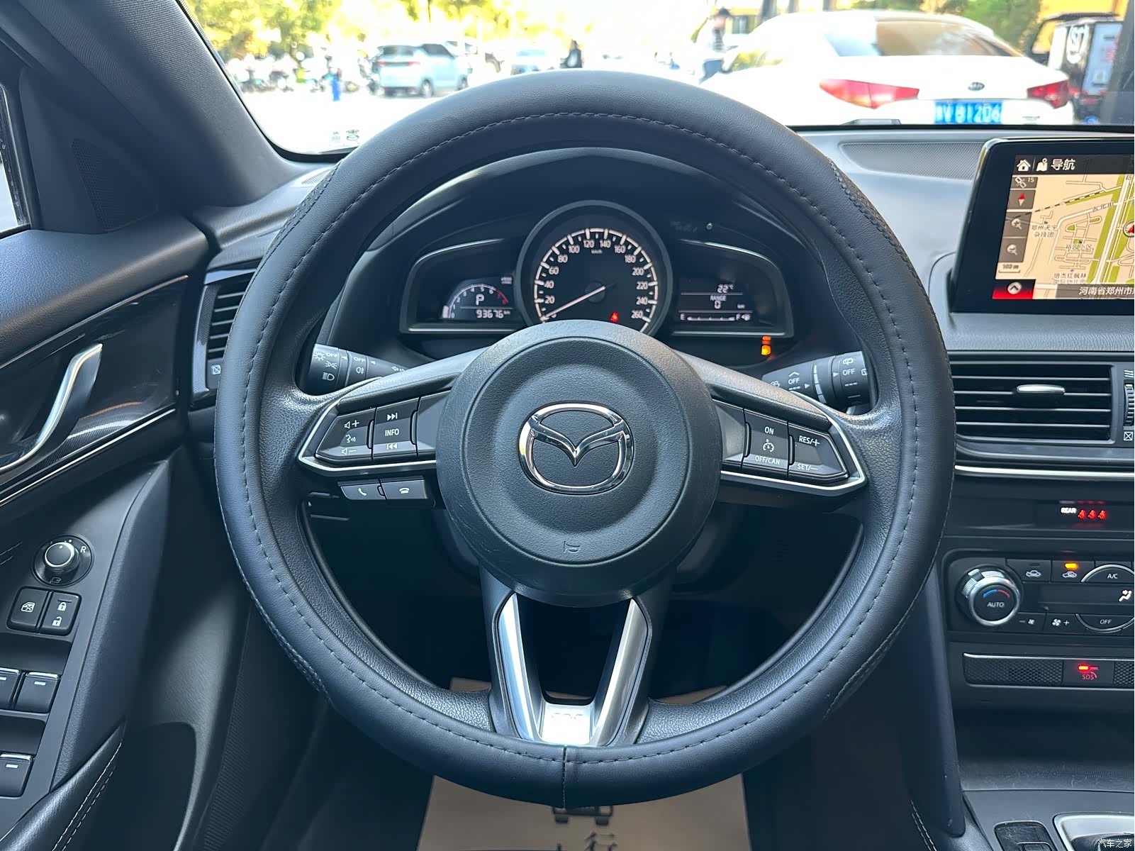 Mazda CX-4, 2020 28