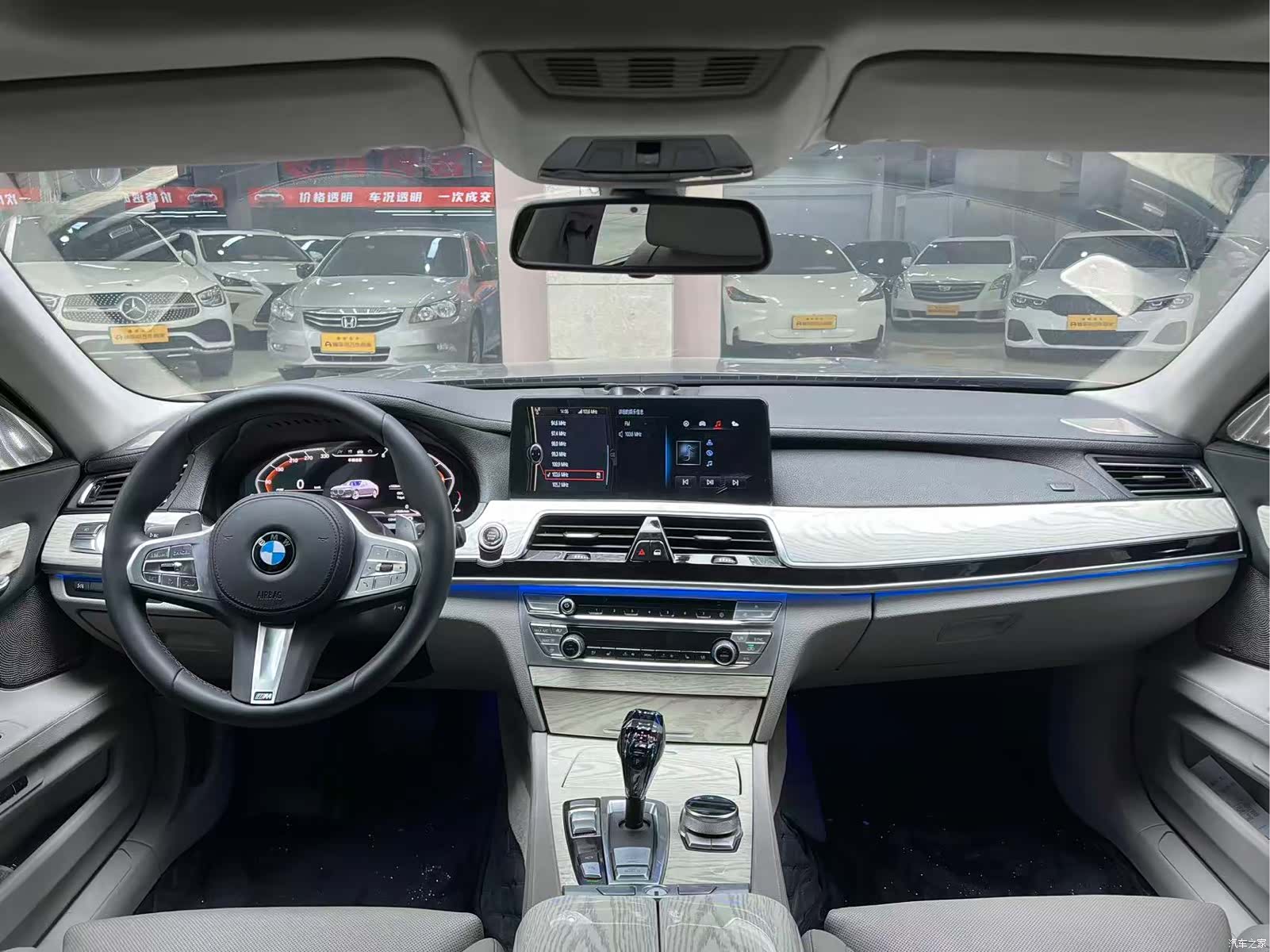 BMW 7 Series, 2009 8