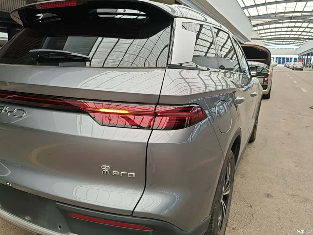BYD Song, 2025 8