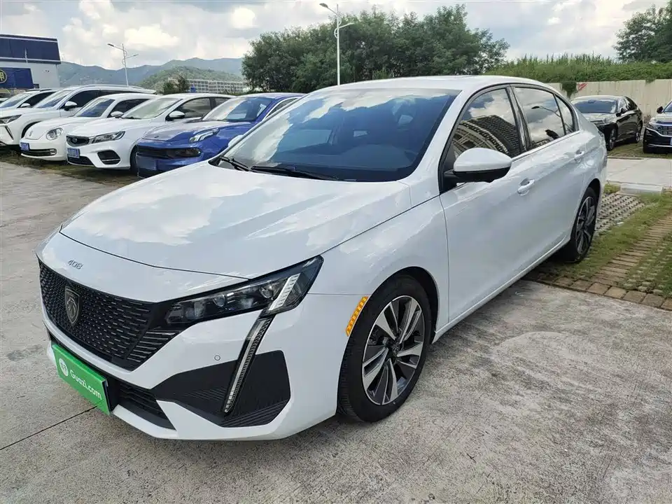 Peugeot 408