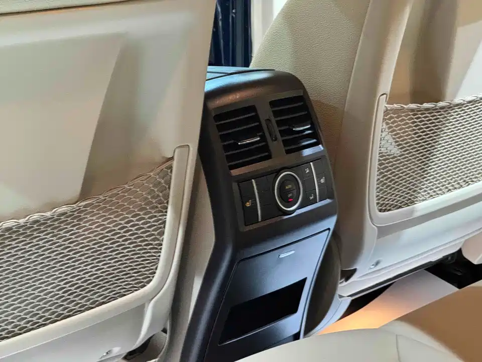Mercedes-Benz GLE Mercedes-Benz GLE