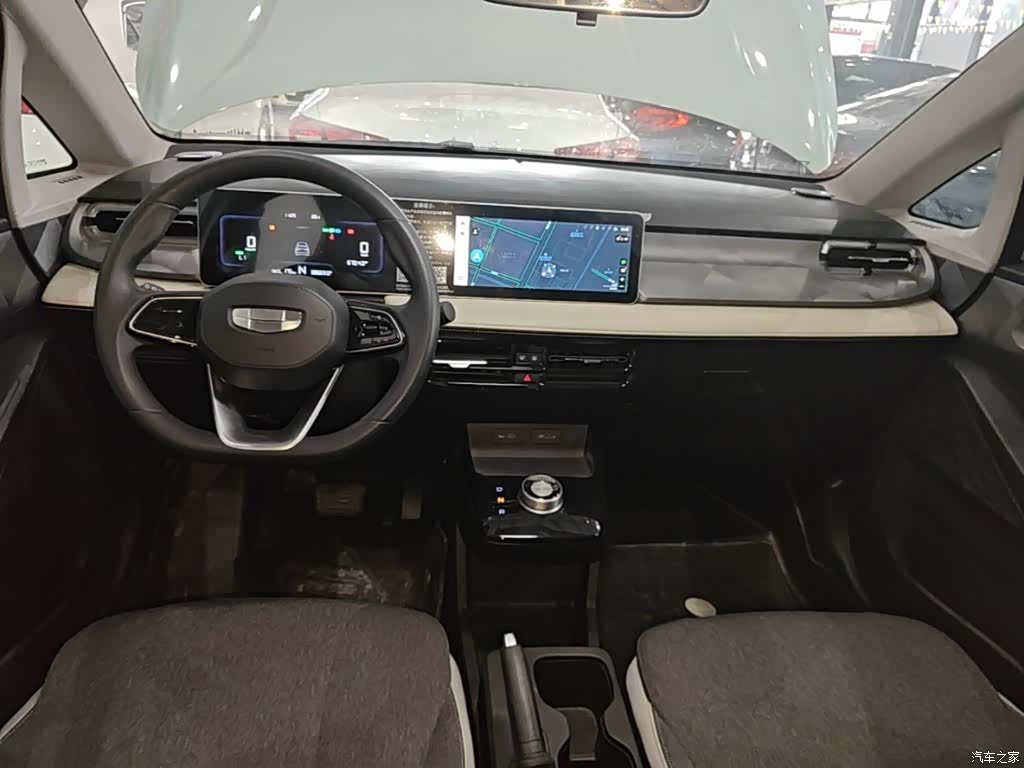 Geely E, 2024 10
