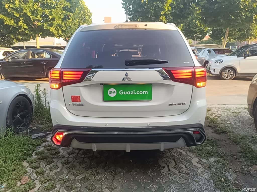 Mitsubishi Outlander, 2017 6
