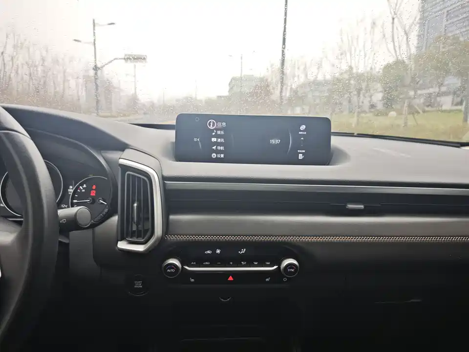 Mazda CX-50 line also