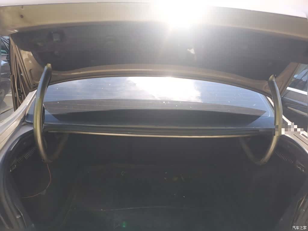 Volkswagen Bora, 2015 10