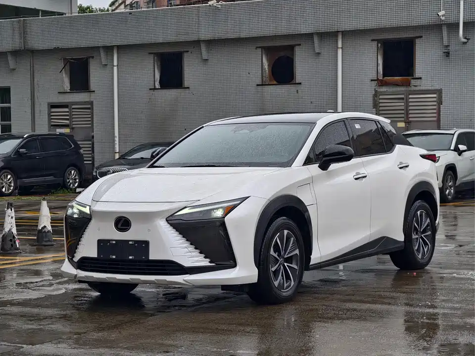 Lexus RZ Lexus RZ