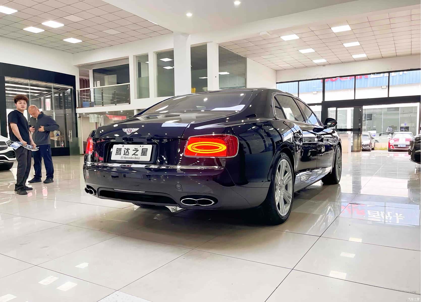 Bentley Flying Spur, 2015 6
