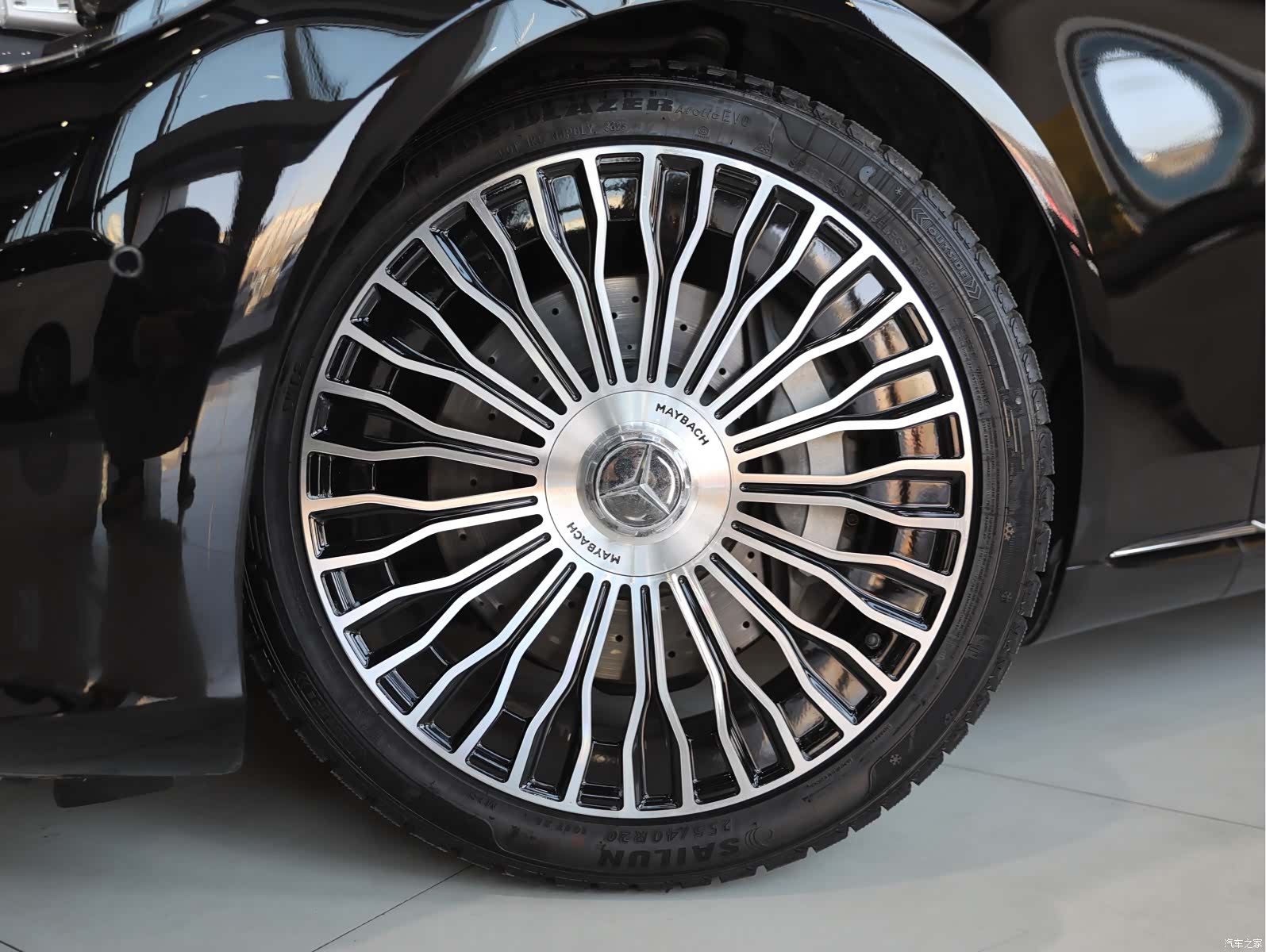 Maybach S-Class, 2021 4