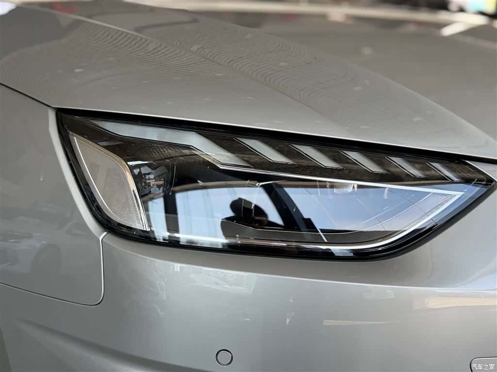 Audi A4L, 2021 14