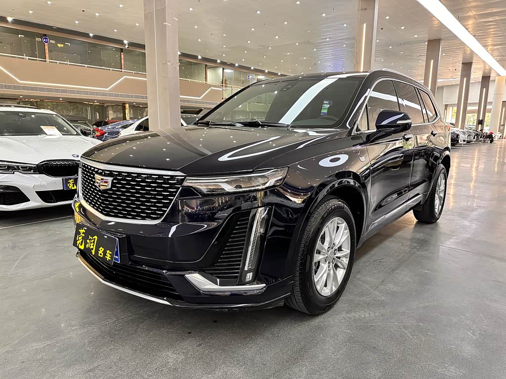 Cadillac XT6