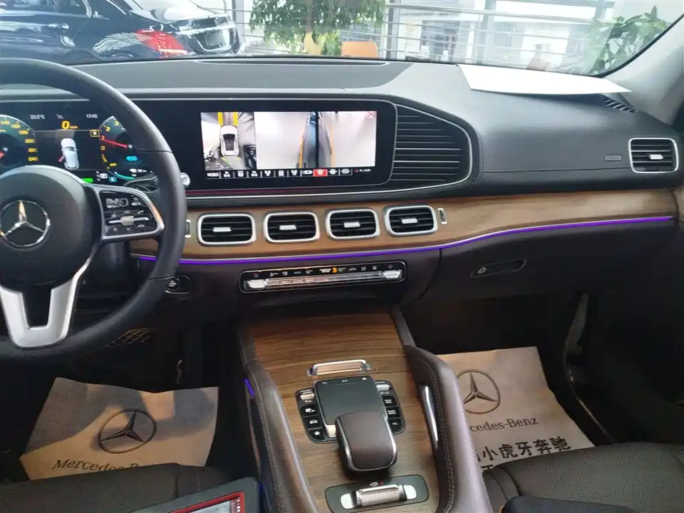 Mercedes-Benz GLE Mercedes-Benz GLE