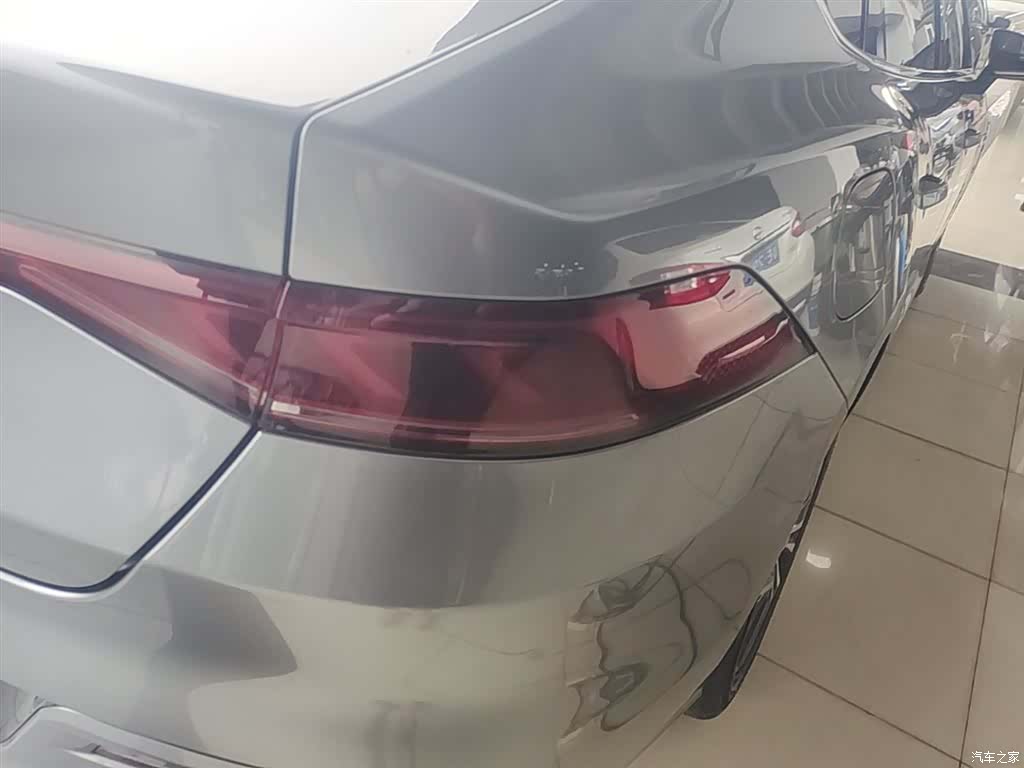 BYD Qin, 2023 8