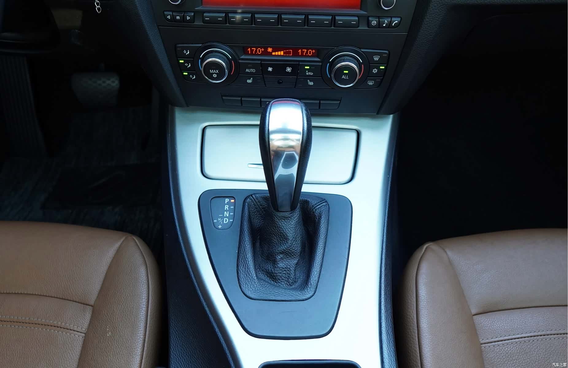 BMW 3 Series, 2010 10