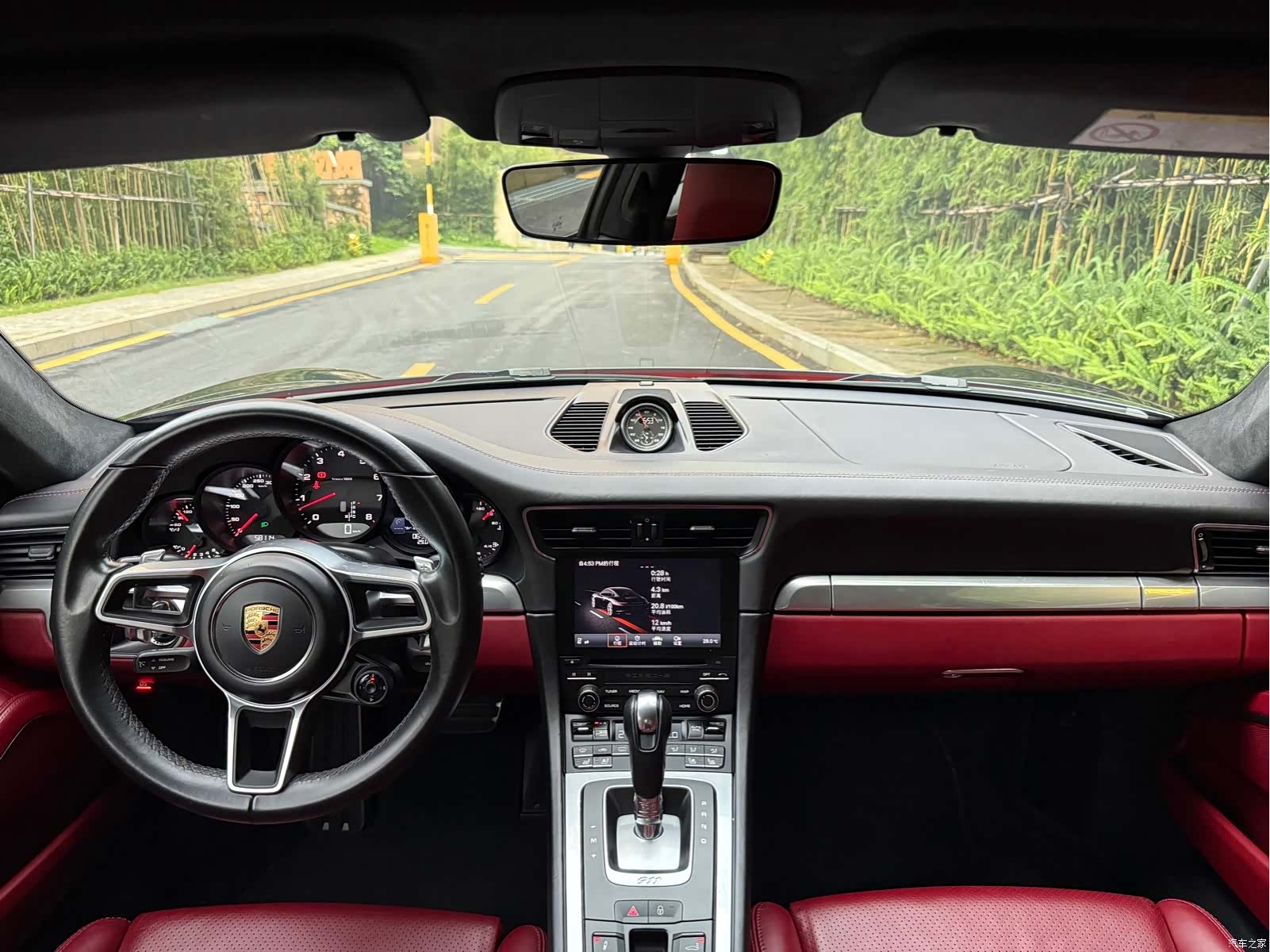 Porsche 911, 2018 9