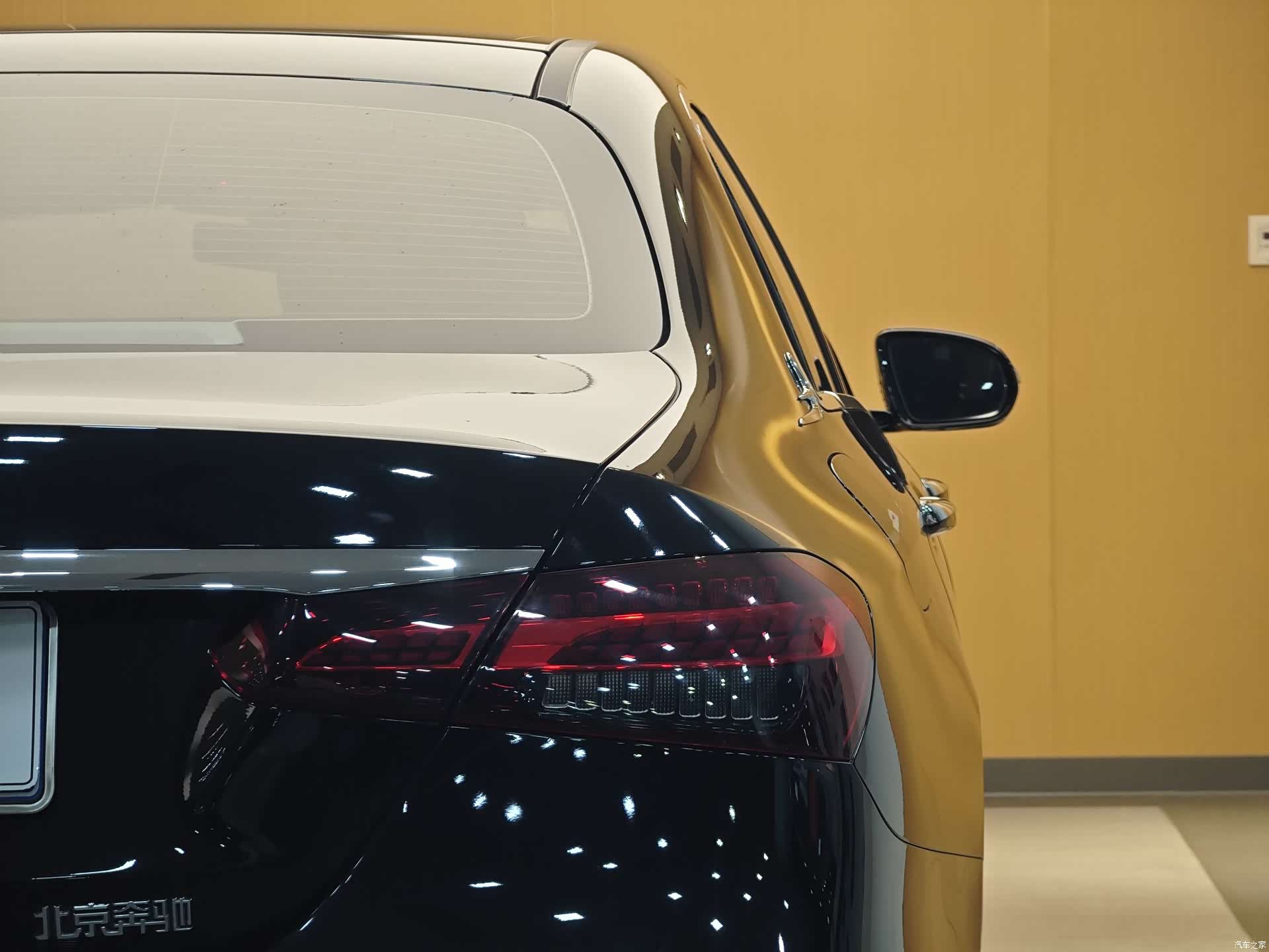 Mercedes-Benz E-Class, 2023 28