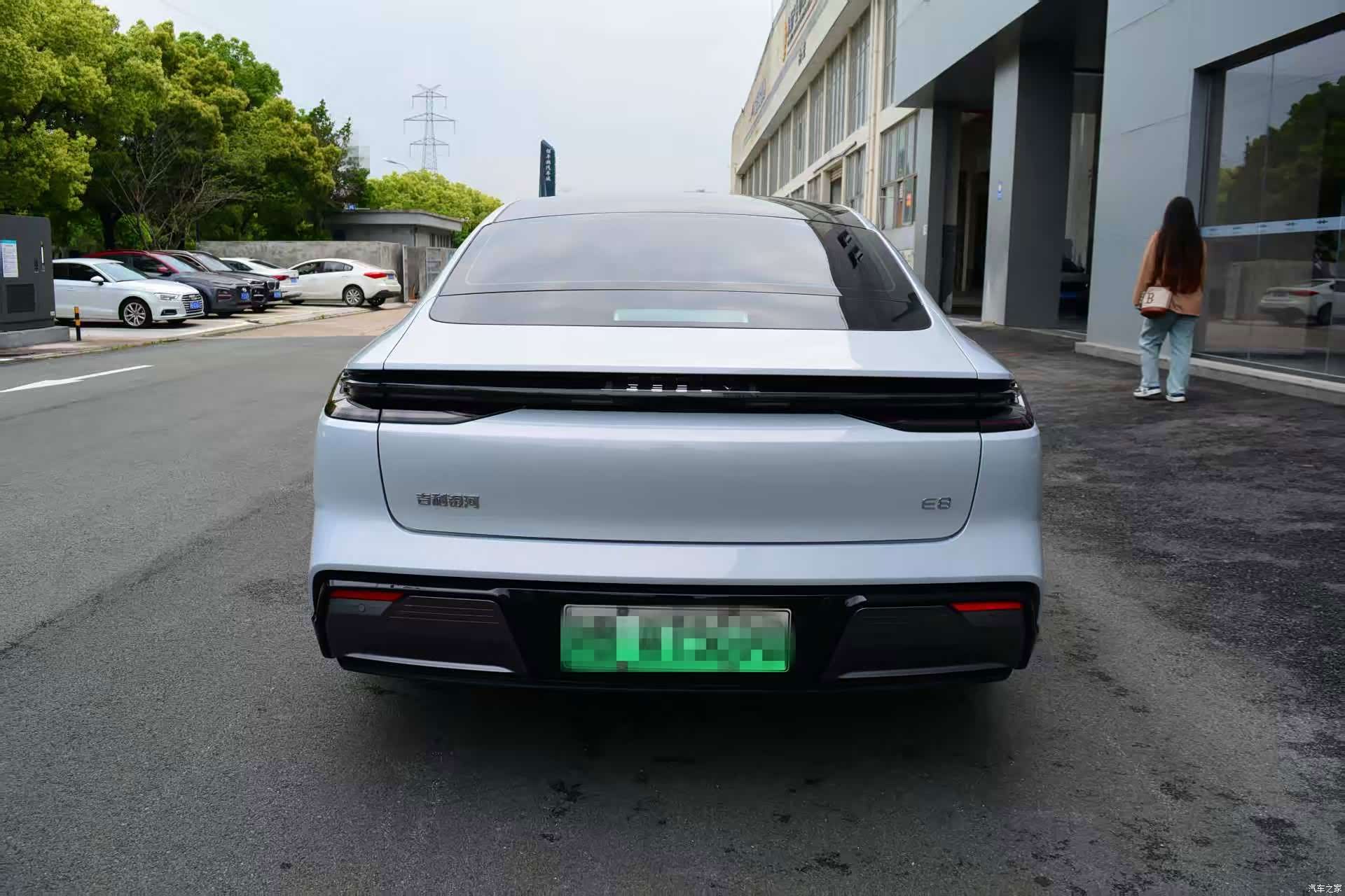 Geely E8, 2024 6