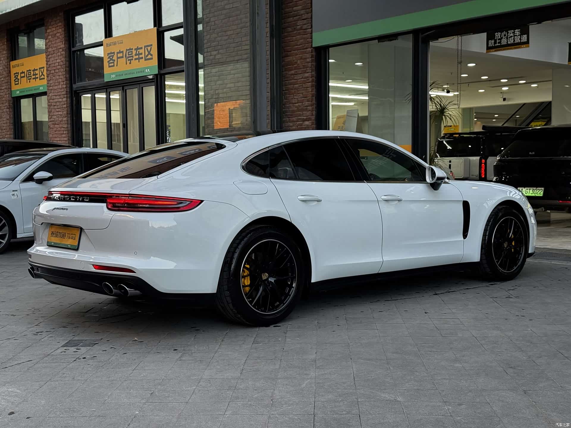 Porsche Panamera, 2018 4