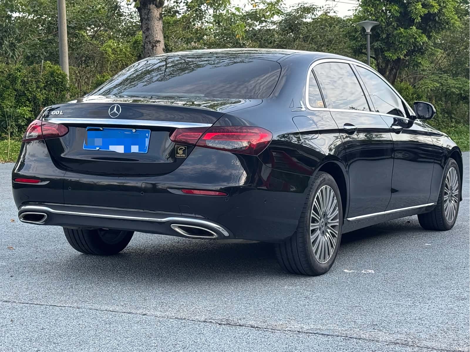 Mercedes-Benz E-Class, 2023 4