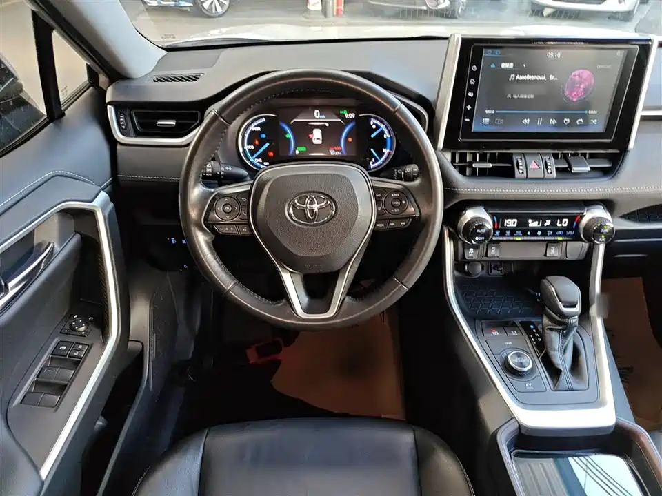 Toyota RAV4 Rongfang