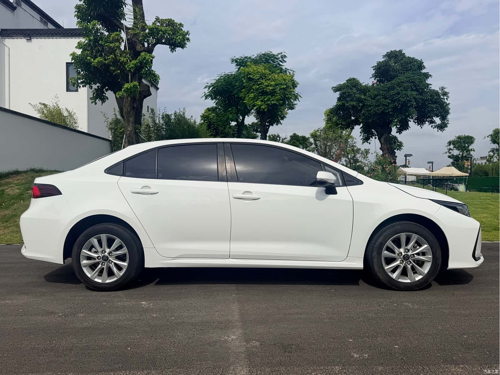 Toyota Corolla, 2023 4