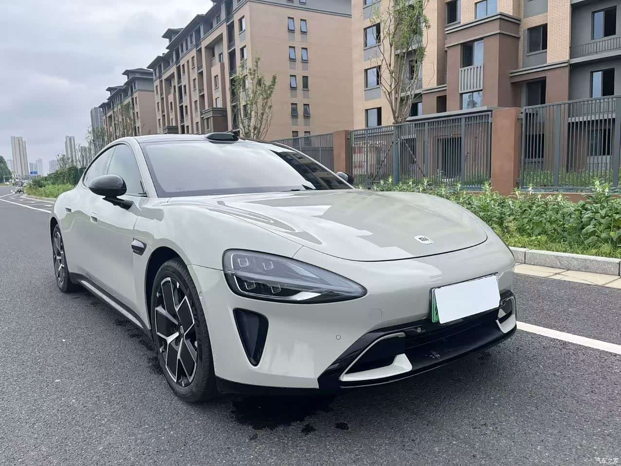 Xiaomi SU7, 2025 3