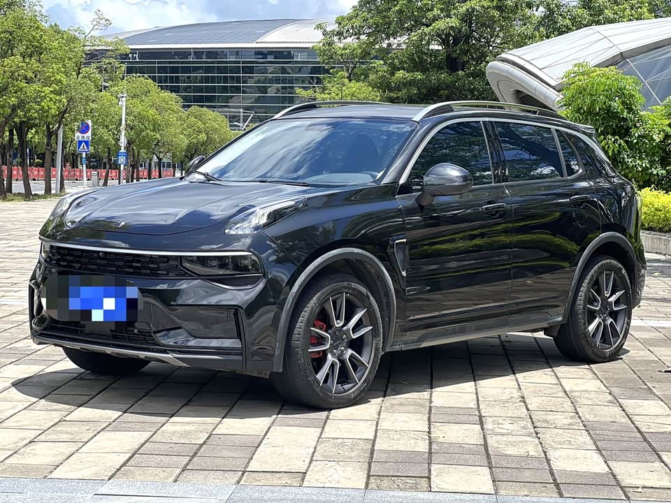 Lynk & Co 01