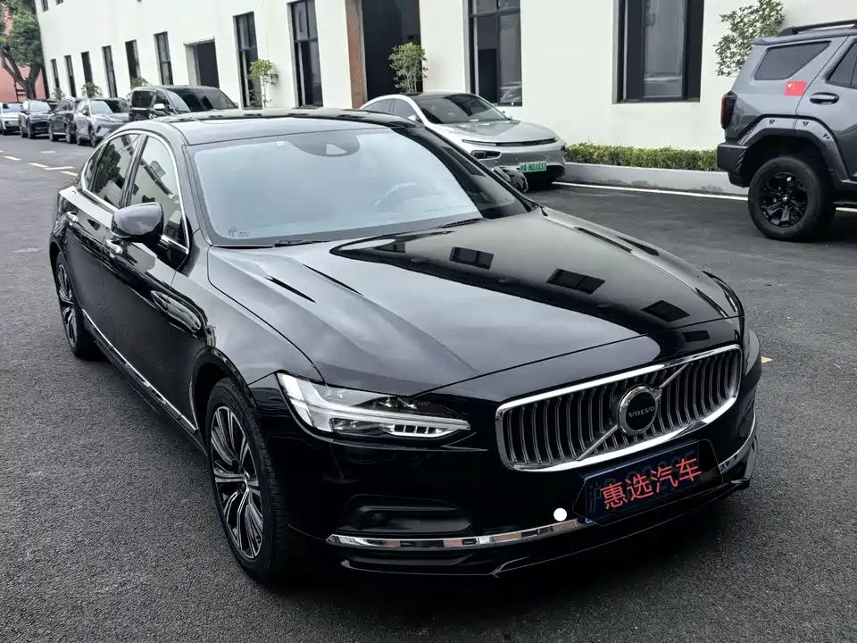 Volvo S90