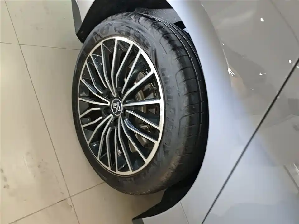 BYD Han