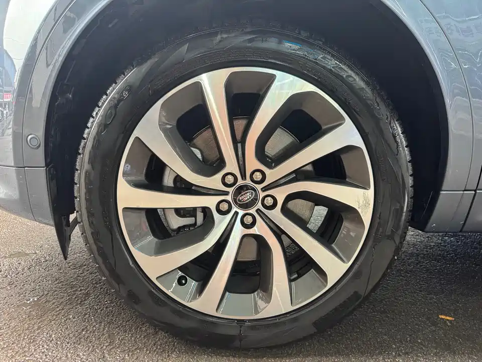 Land Rover Discover sports