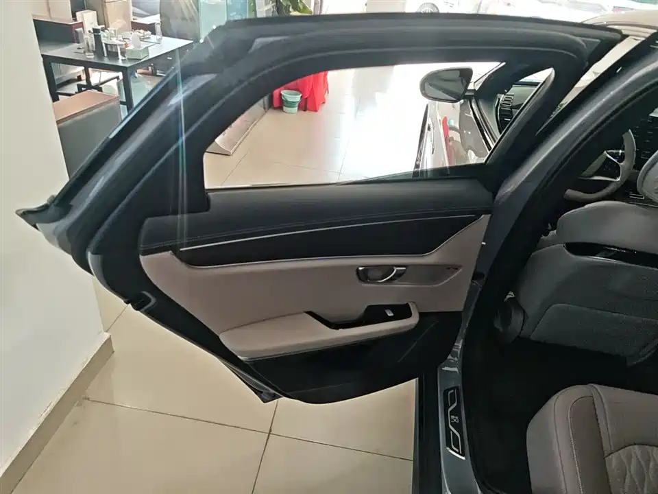 BYD Han
