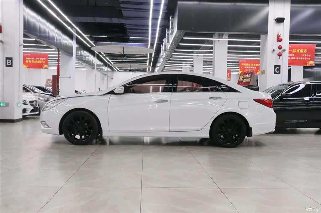 Hyundai Sonata, 2013 3