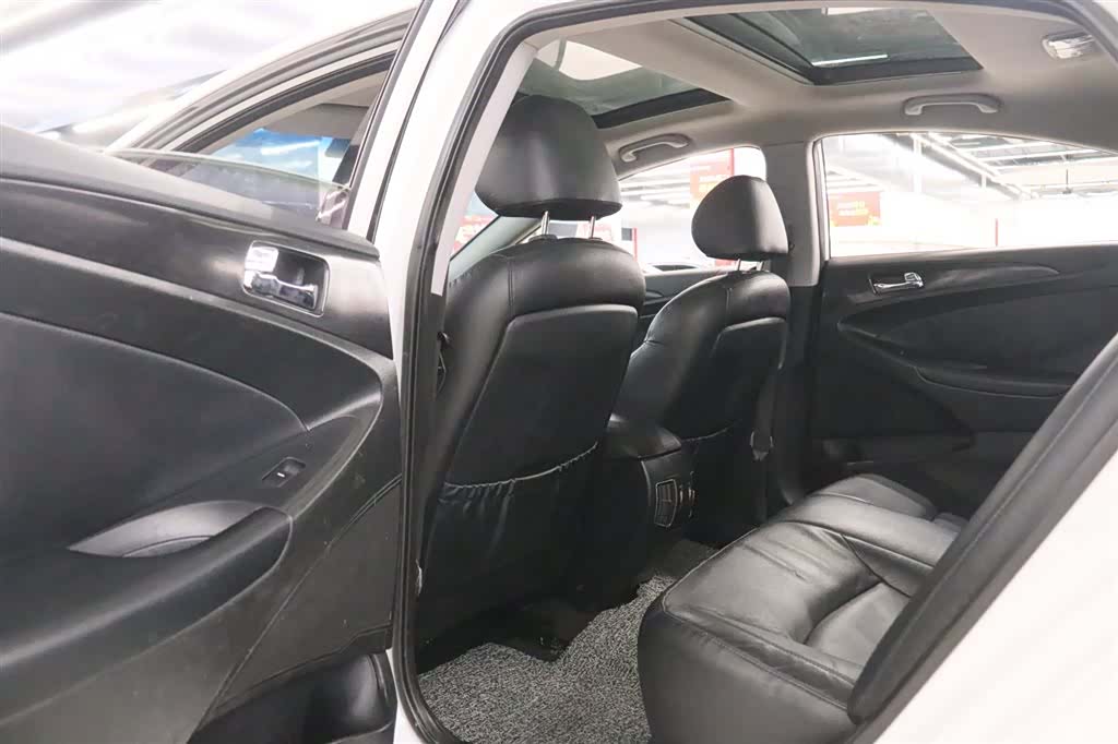 Hyundai Sonata, 2013 15