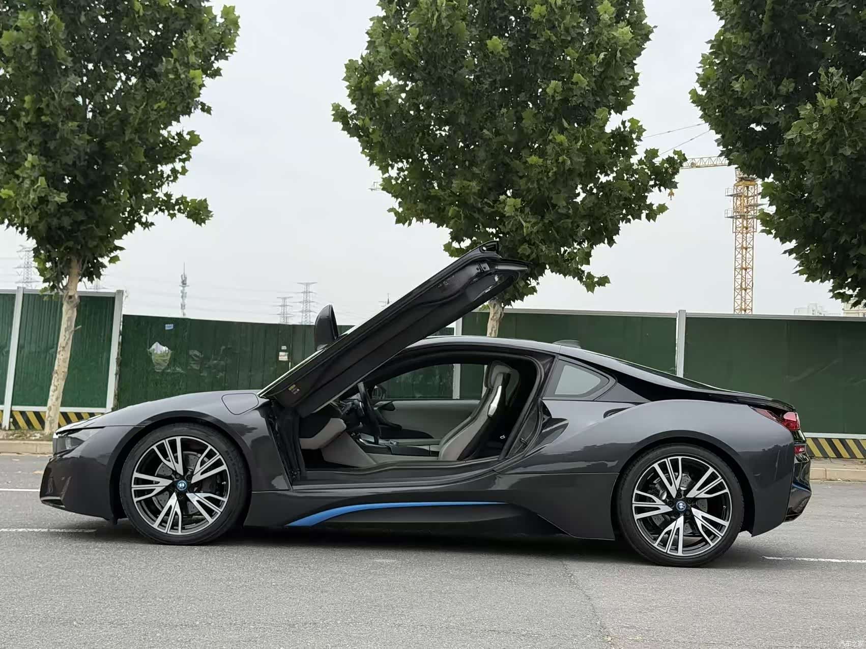BMW i8, 2018 10