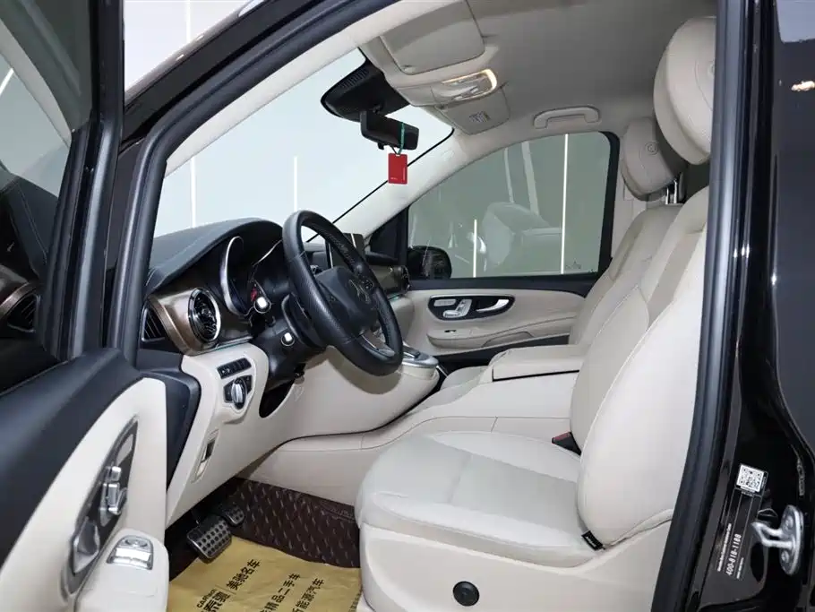 Mercedes-Benz V-class Mercedes-Benz V-class