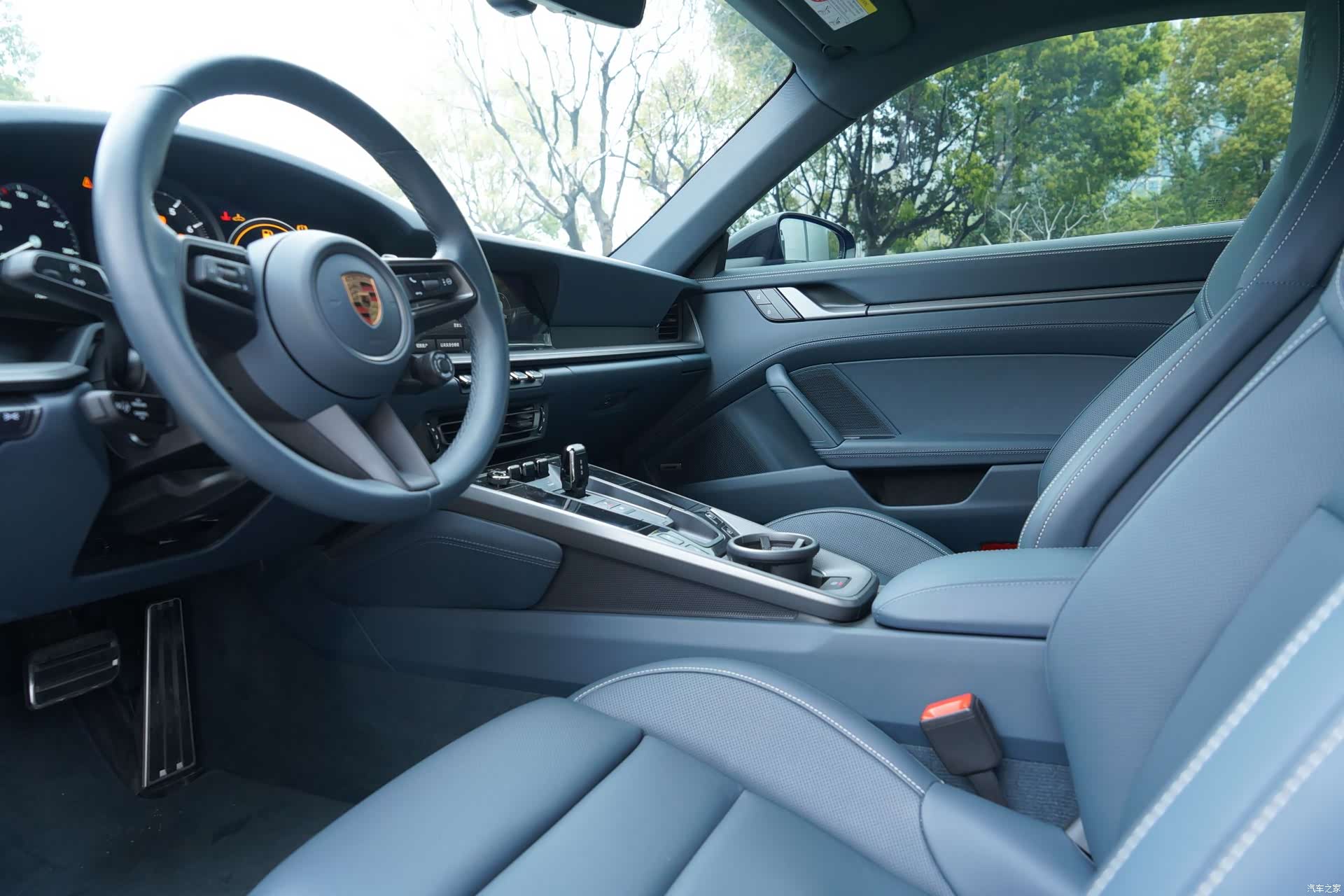 Porsche 911, 2025 12