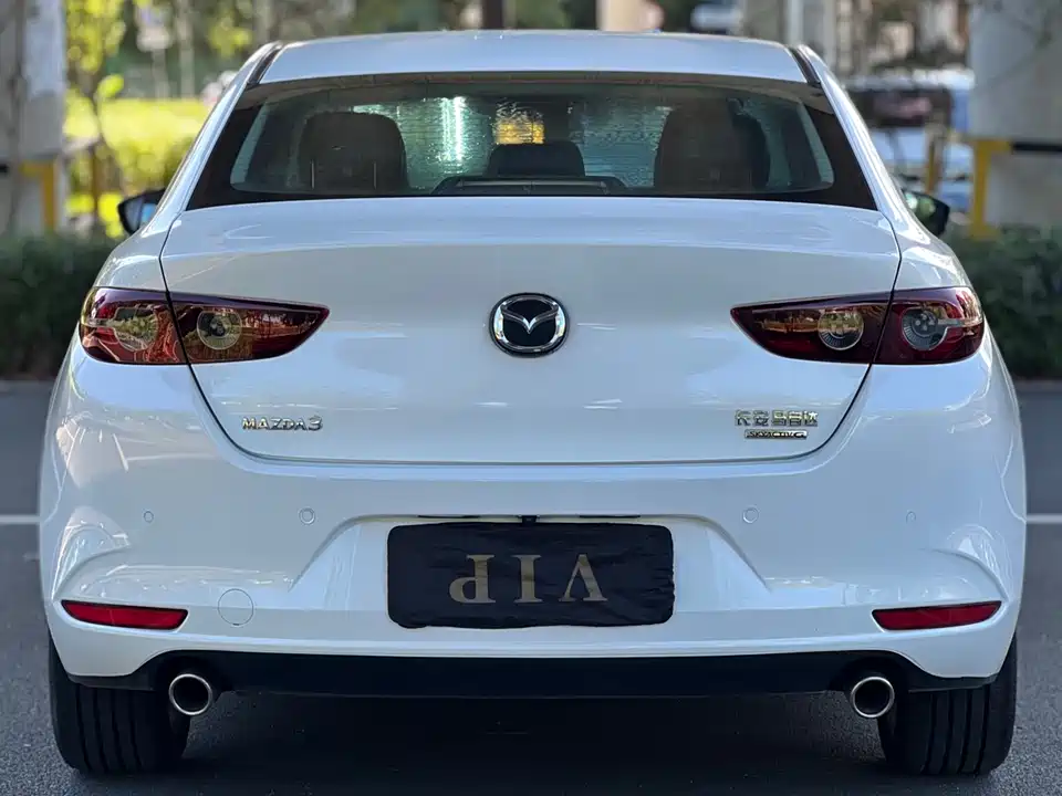 Mazda 3 Angkesaila