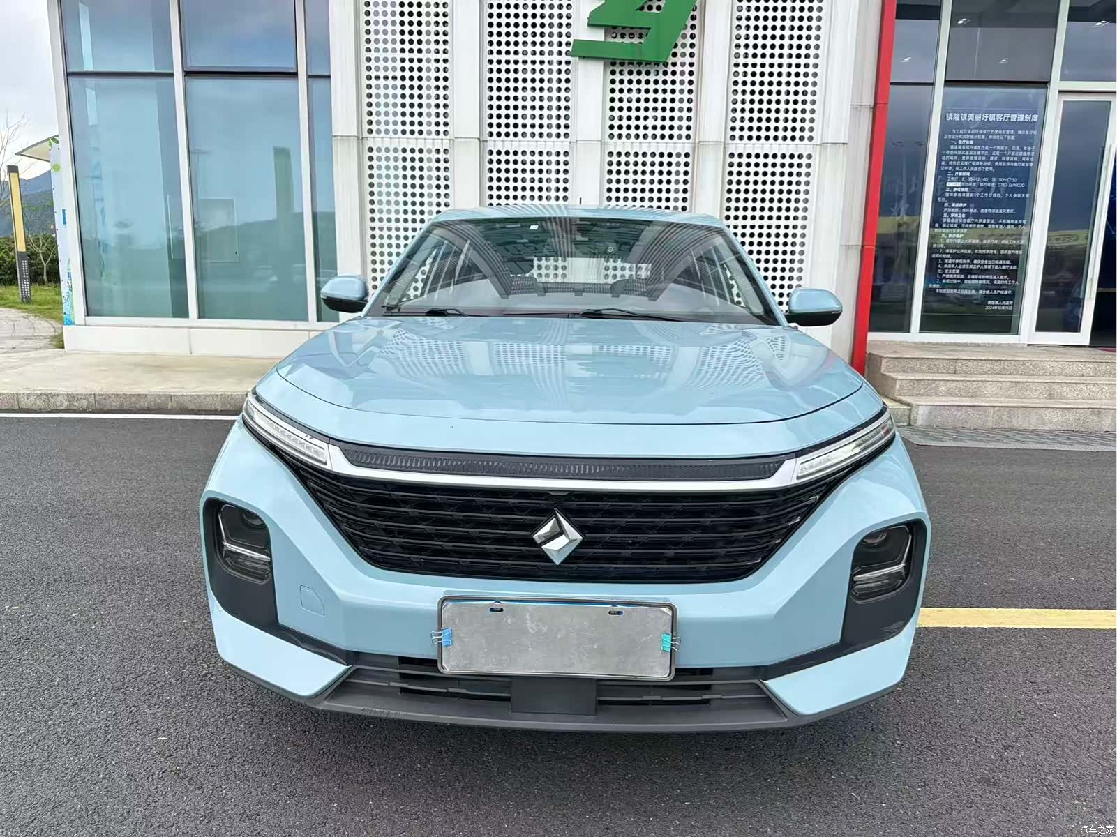 Wuling RC-5, 2021 2