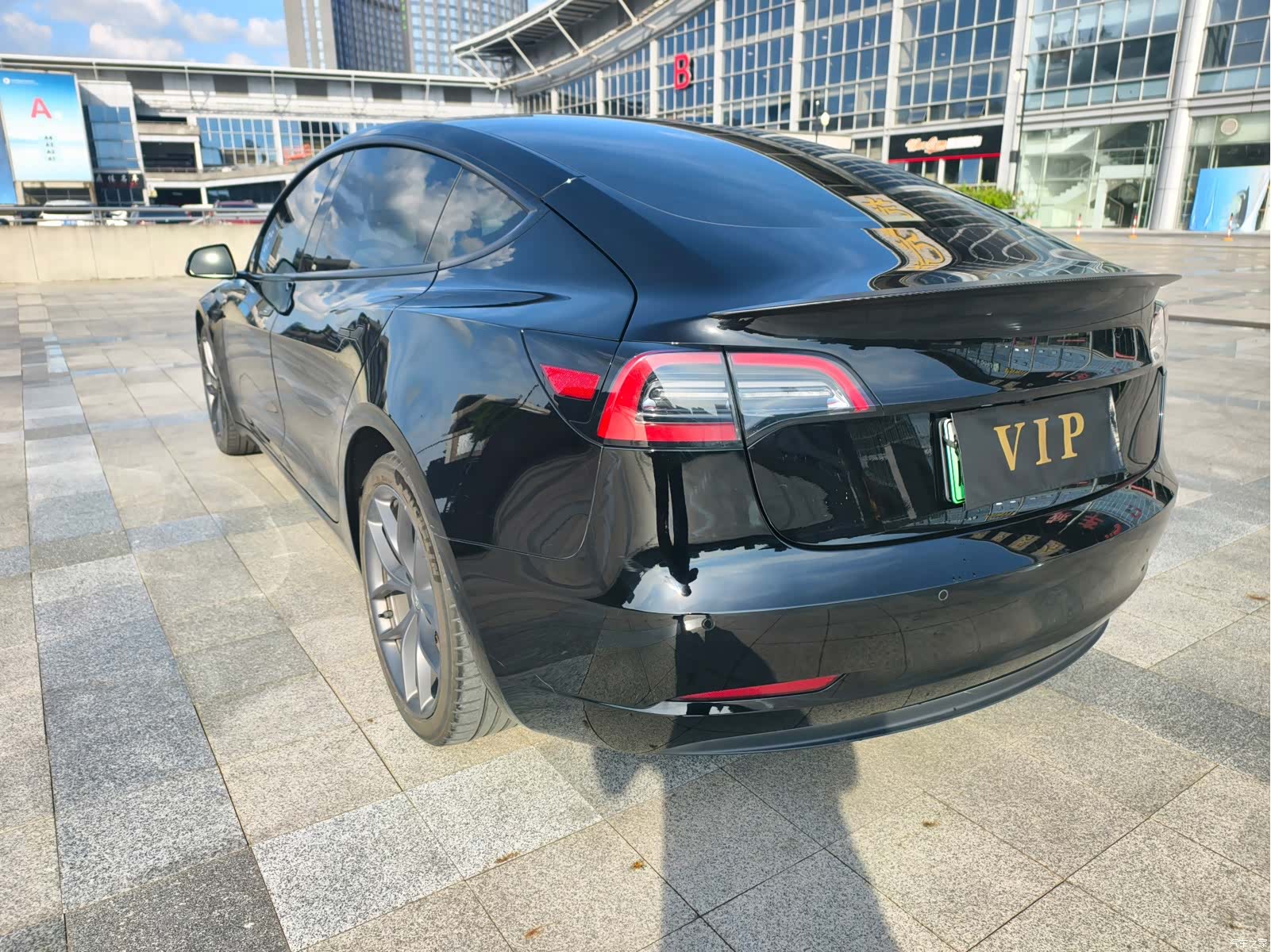 Tesla Model 3, 2022 все фото