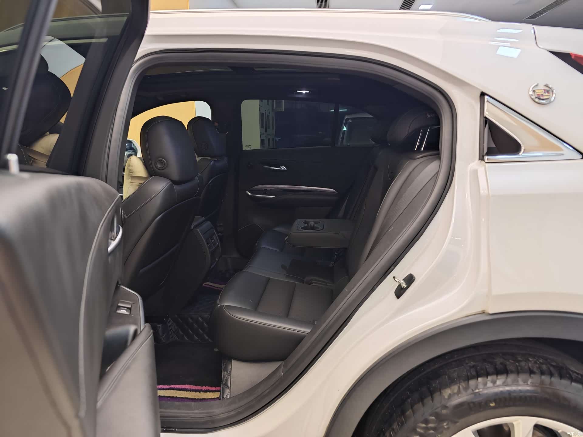 Cadillac XT4, 2021 23