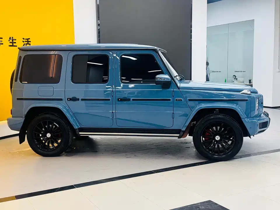 Mercedes-Benz G-class