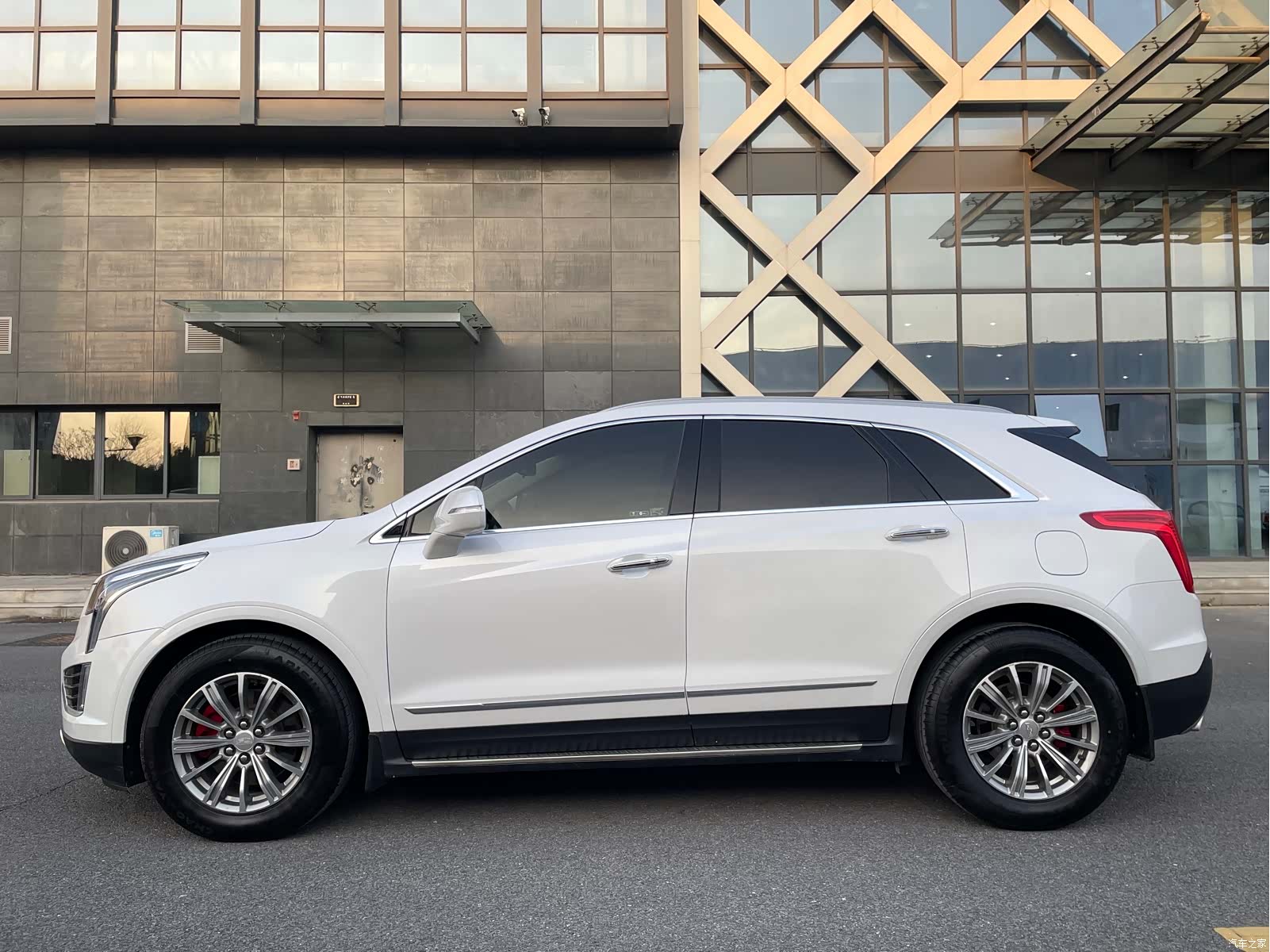 Cadillac XT5, 2018 все фото